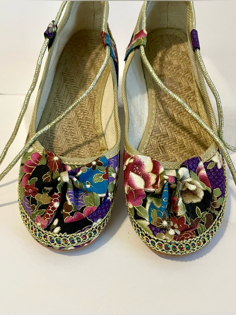 Multicolor Floral Bow Lace-Up Flats Gold accents